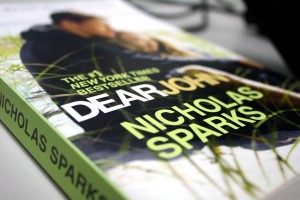 VITALe Reading, The Pirate Bookworm: Dear John by Nicholas Sparks