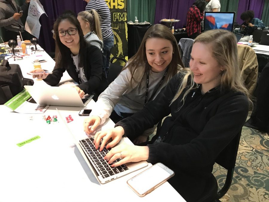 Pattonville students gain real-world journalism experience at #METC18 conference