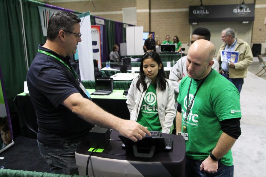 Belkin expands to school products with Education Group, presents at #METC19