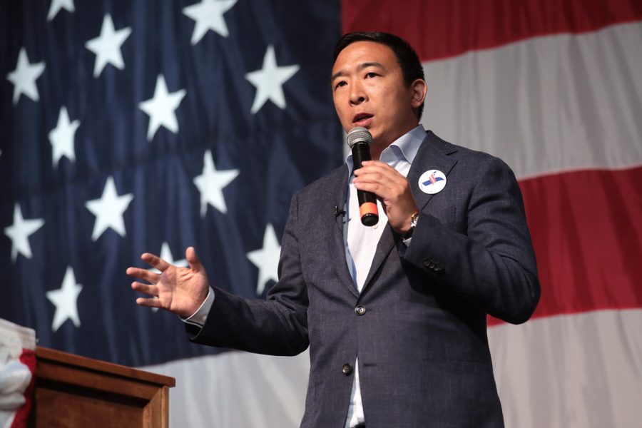 Andrew+Yang%2C+former+Democrat+and+2020+Presidential+candidate%2C+founds+the+now+largest+third+political+party+in+the+country%2C+the+Forward+Party.+Photo+from+File%3AAndrew+Yang+%2848571384236%29.jpg+by+Gage+Skidmore+from+Peoria%2C+AZ%2C+United+States+of+America+is+licensed+under+CC+BY-SA+2.0.